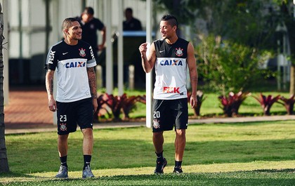 Guerrero Ralf treino Corinthians (Foto: Marcos Ribolli / Globoesporte.com) Guerrero Ralf treino Corinthians (Foto: Marcos Ribolli / Globoesporte.com)