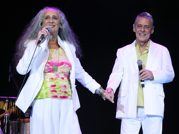 Maria Bethânia e Chico Buarque em show em São Paulo (Foto: Manuela Scarpa/ Brazil News)