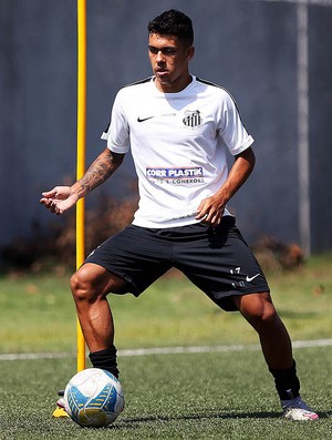 Santos dispensa volante da base; Corinthians demonstra interesse