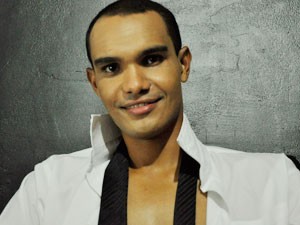 Modelo Daniel dos Santos, de Cristalina, Goiás, superou um câncer (Foto: Adriano Zago/G1)