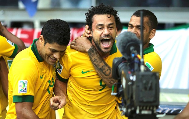 Fred comemoração gol Brasil Uruguai (Foto: Reuters)