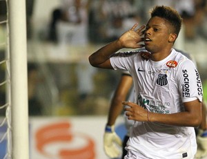 André comemora gol do Santos sobre o XV de Piracicaba (Foto: Maurício de Souza/Agência Estado)