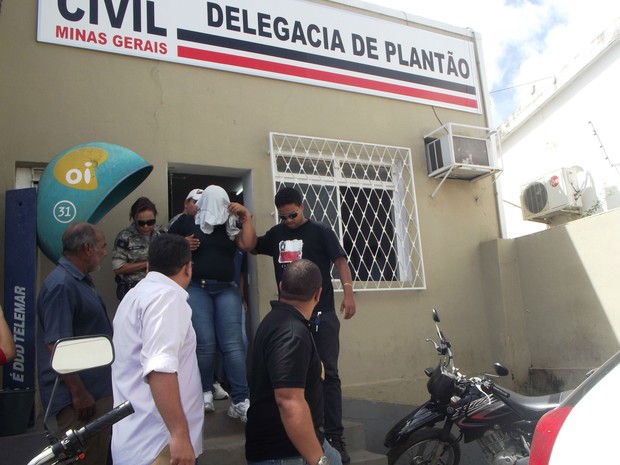 Suspeita teria matada marido e simulado suicídio (Foto: Michelly Oda / G1)