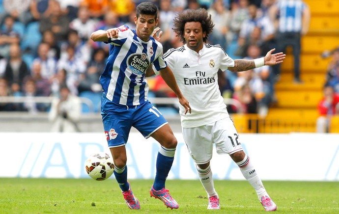 Juanfran e Marcelo, La coruña X Real Madrid (Foto: Agência Reuters)