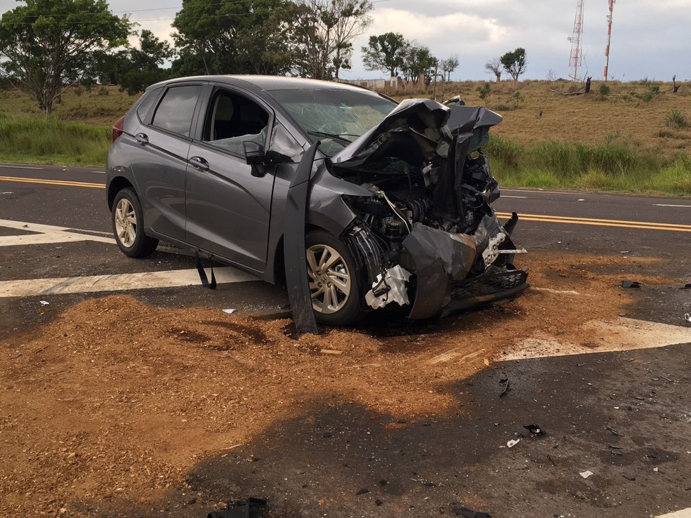 Acidente foi na Rodovia Júlio Budiski (SP-501), em Presidente Prudente (Foto: Valmir Custódio/G1)