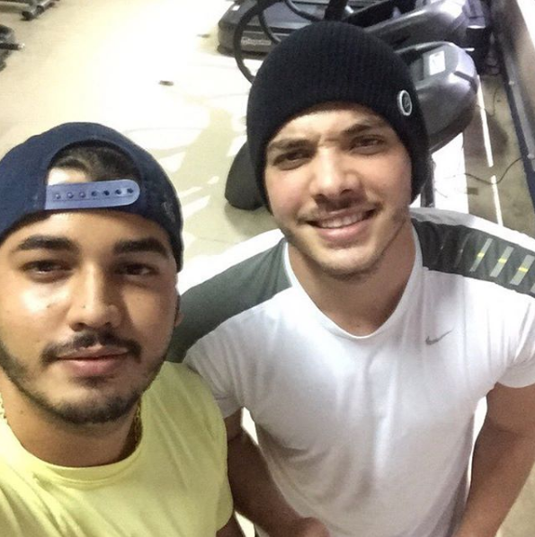 Wesley Safadão e o personal trainer Victor Pereira da Silva (Foto: Reprodução / Instagram)