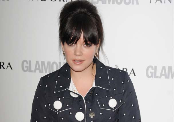 Lily Allen, que está grávida do seegundo filho, se revoltou no Twitter (Foto: Getty Images)