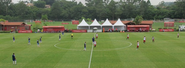 São Paulo RB Brasil jogo-treino (Foto: Carlos Augusto Ferrari)