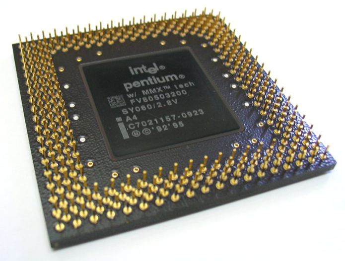 O Pentium MMX foi um processador revolucionário, que apareceu em 1995 (Foto: Reprodução/Wikimedia)