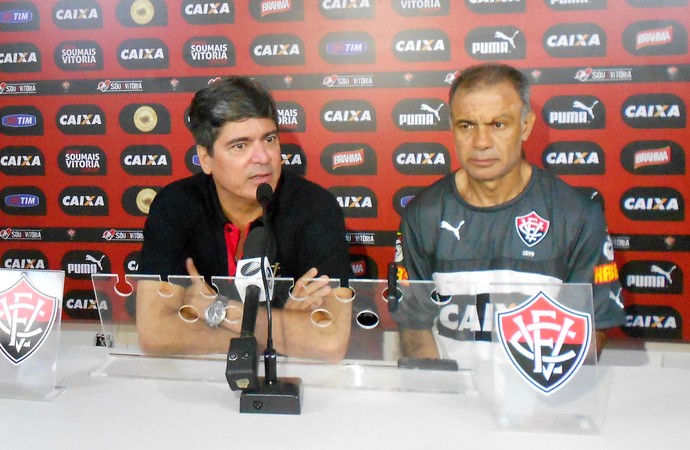 Jorginho, técnico do Vitória, e Carlos Falcão, presidente (Foto: Rafael Santana)