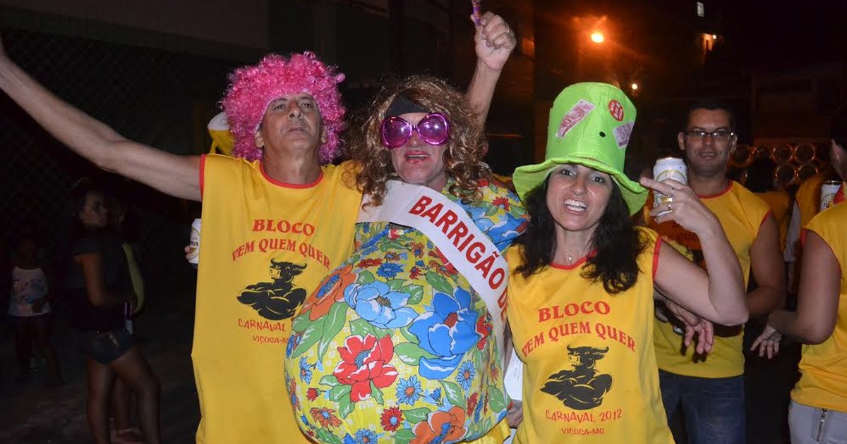 Bloco Vem Quem Quer homenageia terceira idade no carnaval de ... - Globo.com