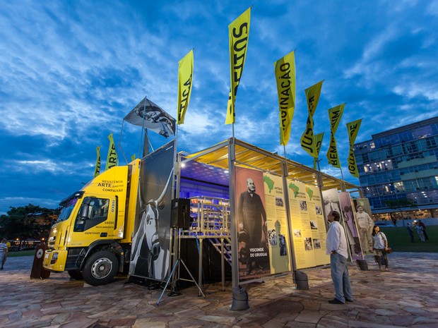 Caminhão-museu que conta história da reforma agrária no Brasil (Foto: Bruno Figueiredo/Divulgação)