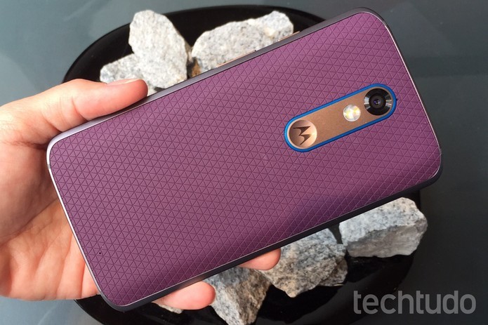 Moto X Force tem super resistência para evitar rachamento de tela (Foto: Nicolly Vimercate/TechTudo)