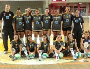 Volêi feminino Sub-19 Santos elenco (Foto: Divulgação / Zerri Torquato)