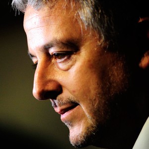 Bomba atinge carro de Nobre, mas não fere presidente do Palmeiras