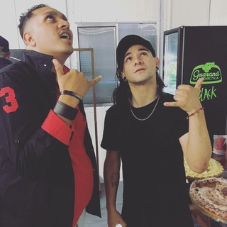 Skrillex e MC Bin Laden no Lolapalloza (Foto: Reprodução/Instagram)