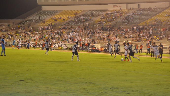 botafogo-pb x ceará almeidão (Foto: Juliana Bandeira / GloboEsporte.com/pb)
