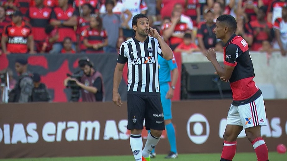 Garçom no Maraca, Fred aponta Flamengo como favorito e pede estilo “mineirinho” ao Atlético-MG