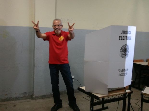 G1 - Prefeito Edvaldo Nogueira Vota Em Colégio No Centro De Aracaju ...