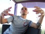 Fábio Santos vê Corinthians em vantagem no clássico de domingo Fábio Santos vê Corinthians em vantagem no clássico de domingo