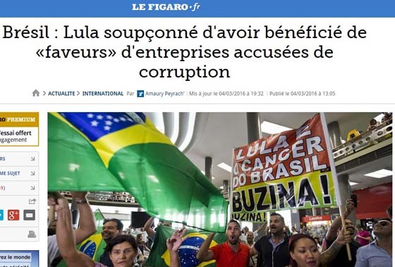 O francês Le Figaro noticiou o tumulto em frente ao prédio onde Lula mora, em São Bernardo do Campo, durante as buscas realizadas pela Polícia Federal (Foto: Reprodução) O francês Le Figaro noticiou o tumulto em frente ao prédio onde Lula mora, em São Bernardo do Campo, durante as buscas realizadas pela Polícia Federal (Foto: Reprodução)