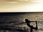 Fernanda Vasconcellos fala a site sobre hot yoga: 'Concentrar no limite'