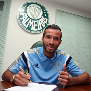 Palmeiras muda peças e busca nova solução para o sistema ofensivo