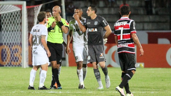 Figueirense x Santa Cruz 2016