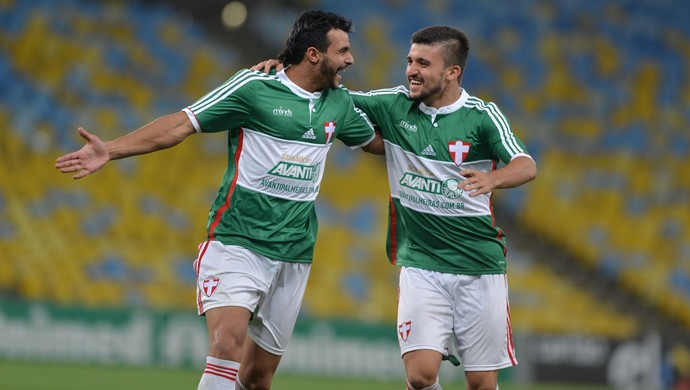 Henrique elogia parceria com Valdivia e diz não pensar na artilharia