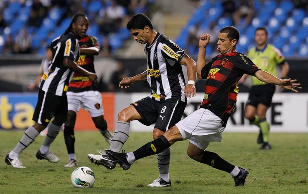 Renato Botafogo x Sport (Foto: Wagner Meier / AGIF)