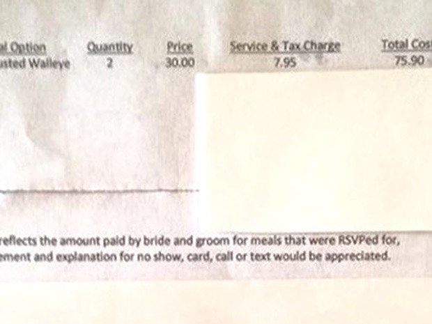 A despesa recebida pelo casal por correio: US$ 75 pelo bufê, mais serviço e impostos (Foto: Reprodução / Kare 11 TV)