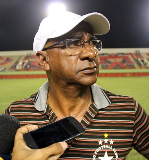 José Araújo, o Zezito, técnico do Rio Branco-AC (Foto: João Paulo Maia)