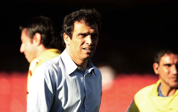 Milton Cruz muda o discurso e diz que aceitaria ser efetivado no cargo