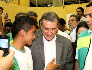 Parreira em Manaus (Foto: Frank Cunha/GLOBOESPORTE.COM)