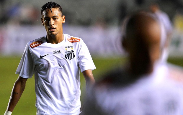 Neymar jogo Santos Joinville (Foto: AFP)