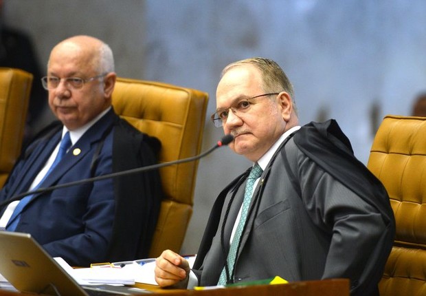 Ministro Edson Fachin, durante sessão do Supremo Tribunal Federal para julgar como deve ser o rito de tramitação do processo de impeachment da presidente Dilma Rousseff no Congresso  (Foto: José Cruz/Agência Brasil)