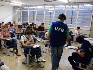 Provas da 1ª fase do vestibular 2012/2 da UFG foram realizadas no domingo (6) (Foto: Divulgação/Carlos Siqueira)