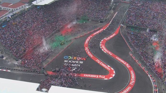 Torcida compareceu em peso ao autódromo do México, que retorna à F-1 após 23 anos (Foto: Divulgação)