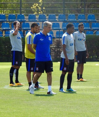 Elias continua como dúvida contra o Cobresal; Maycon pode ser titular