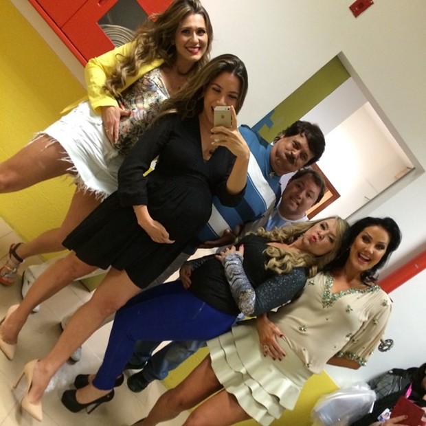 Patrícia Abravanel com amigos (Foto: Instagram / Reprodução)