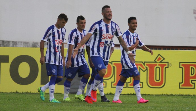 Betinho comemoração Mogi Mirim x Paysandu Série B (Foto: Estadão Conteúdo) Betinho comemoração Mogi Mirim x Paysandu Série B (Foto: Estadão Conteúdo)