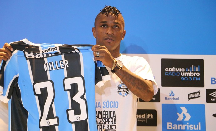 Miler Bolaños Grêmio (Foto: Eduardo Moura/GloboEsporte.com)