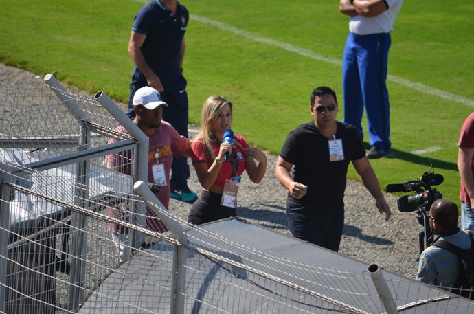 andressa urach expelled Portugal training (Photo: Murilo Borges)