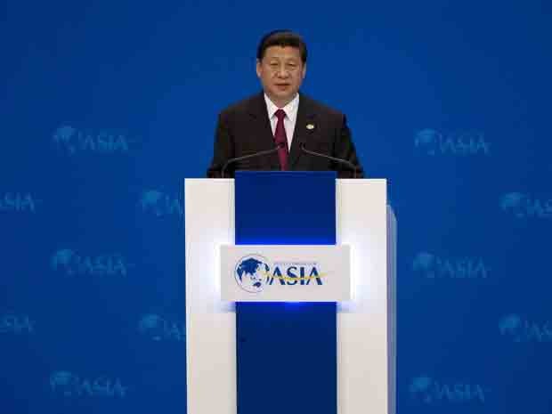 Presidente chinês Xi Jinping fala durante a cerimônia de abertura do Fórum Anual de Boao, neste domingo (7) (Foto: Reuters)