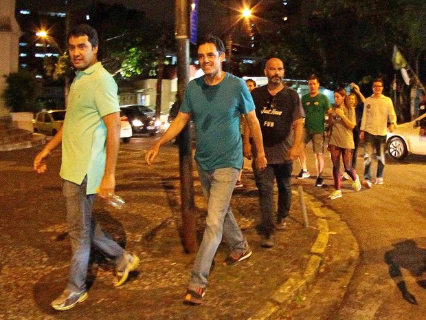 Candidato Daniel Coelho (PSDB) fez o percurso do Desafio Intermodal do Recife a pé (Foto: Aldo Carneiro/Pernambuco Press)