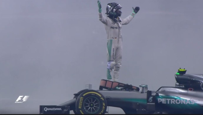 Nico Rsoberg comemora tíulo de 2016 da F1 (Foto: reprodução/vídeo)