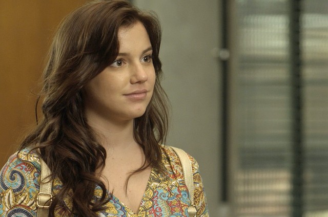 Marina (Alice Wegmann) (Foto: TV Globo)