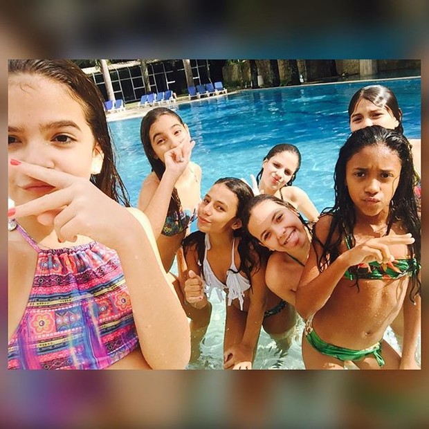Mel Maia festeja aniversário com amigas em festa do pijama no Rio (Foto: Reprodução/Instagram)