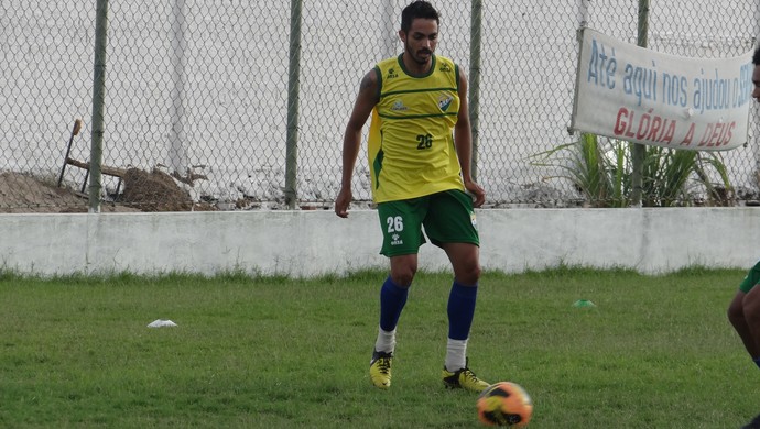Kaká, atacante do Coruripe (Foto: Leonardo Freire/GloboEsporte.com)
