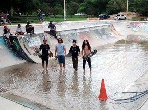 Chuva Forte Transforma Pista De Skate Em Piscina Em Piracicaba Piracicaba E Regiao G1